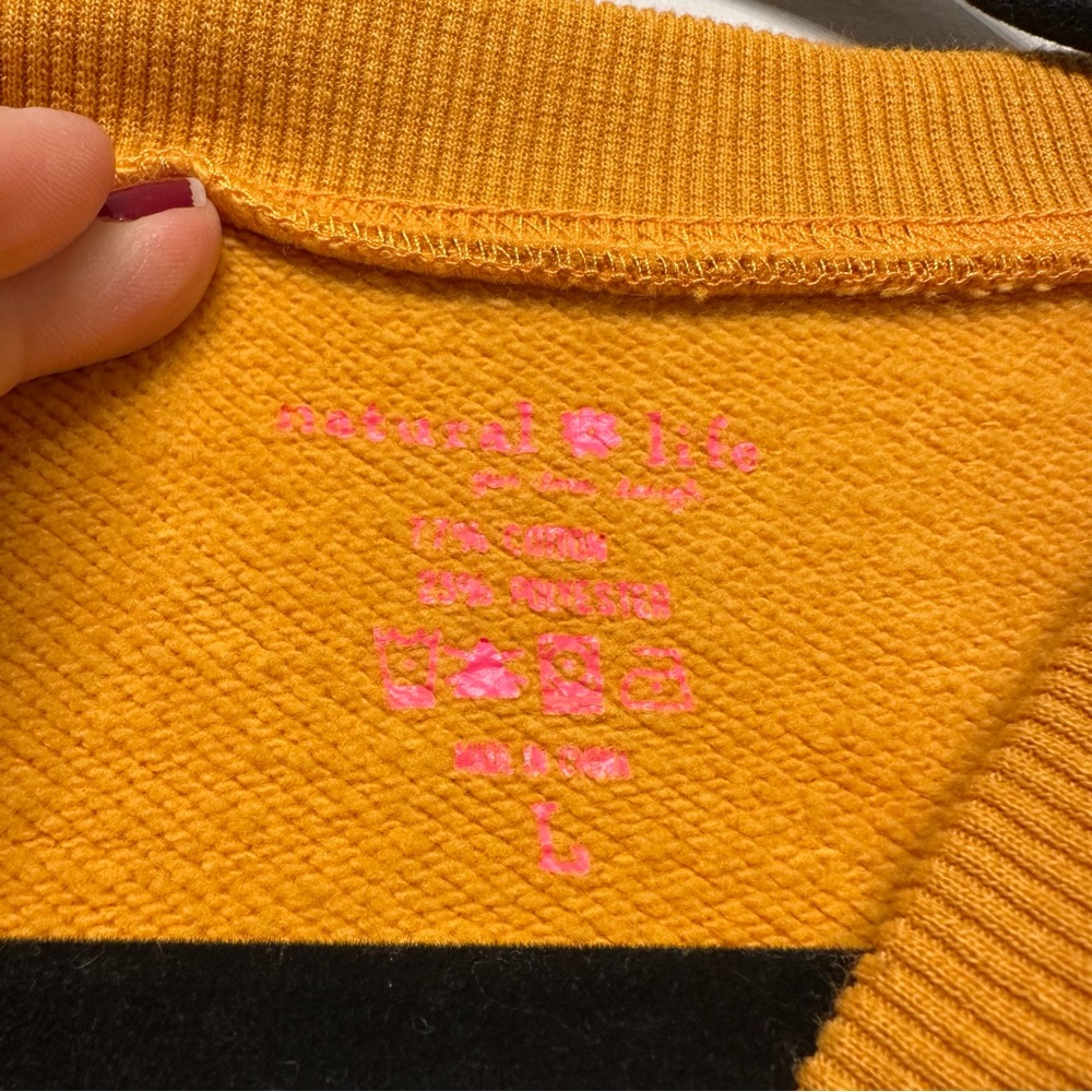 Natural Life "Loved" Crew Neck Sweatshirt Large - Picture 4 of 5